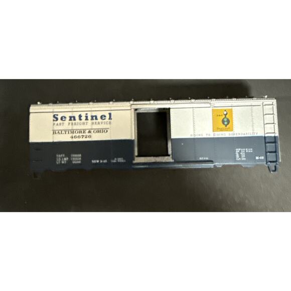 Baltimore & Ohio Sentinel Bev-Bel 40' Boxcar Blue Box Athearn Kit Silver 466083 - Picture 3 of 7